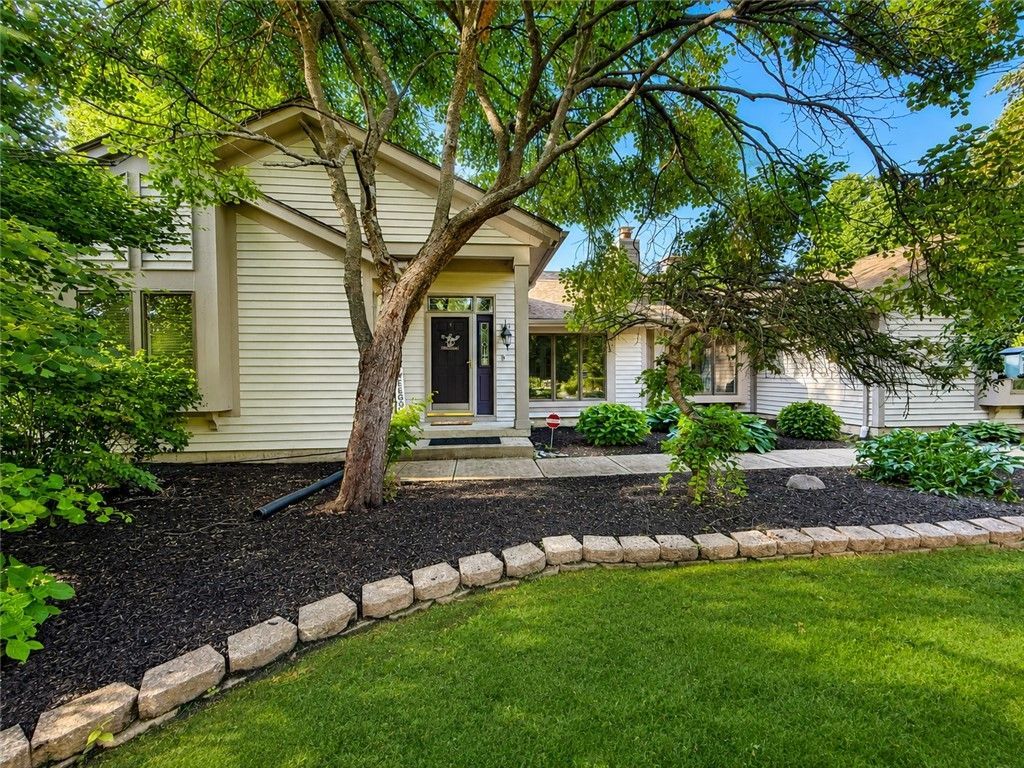 1511 Lindenhurst Drive, Centerville, OH 45459