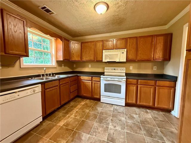 208 Donna Lane, Dallas, GA 30157