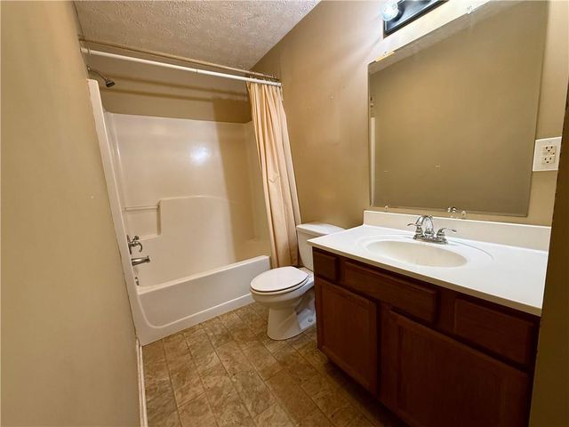 208 Donna Lane, Dallas, GA 30157