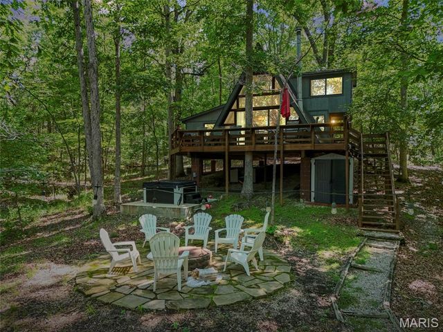 687 Shadow Lake Circle Drive, Wright City, MO 63390