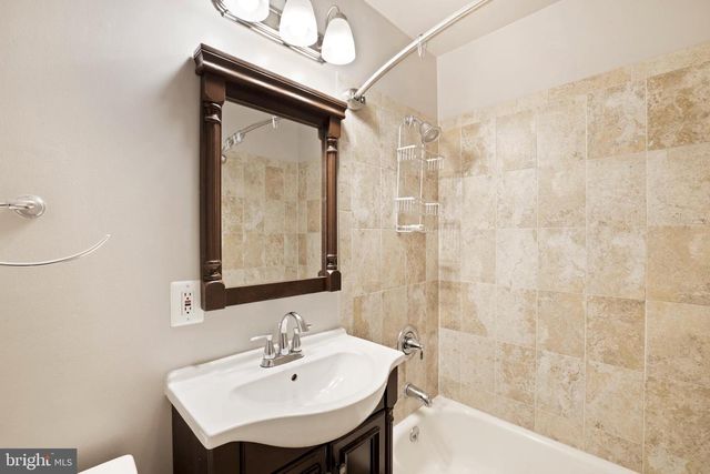 1518 GINGERWOOD CT, Vienna, VA 22182