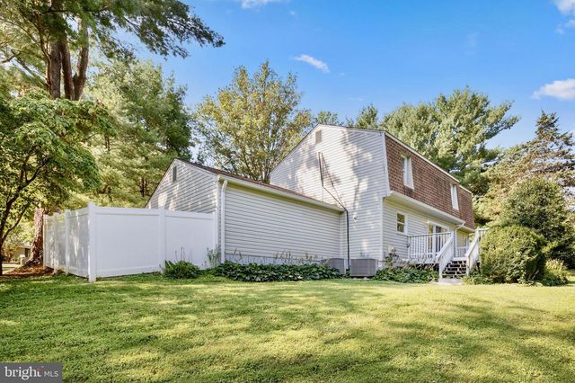 1518 GINGERWOOD CT, Vienna, VA 22182