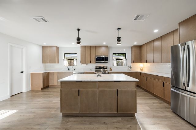 415 Pittman Street, Richardson, TX 75081