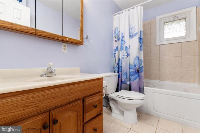 711 HOLLY AVE, Pasadena, MD 21122