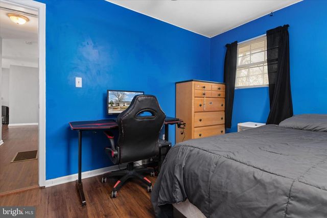 711 HOLLY AVE, Pasadena, MD 21122