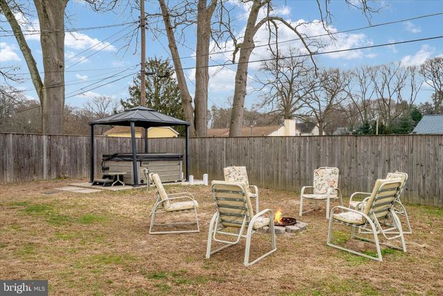 711 HOLLY AVE, Pasadena, MD 21122