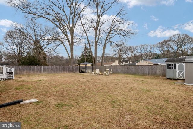 711 HOLLY AVE, Pasadena, MD 21122