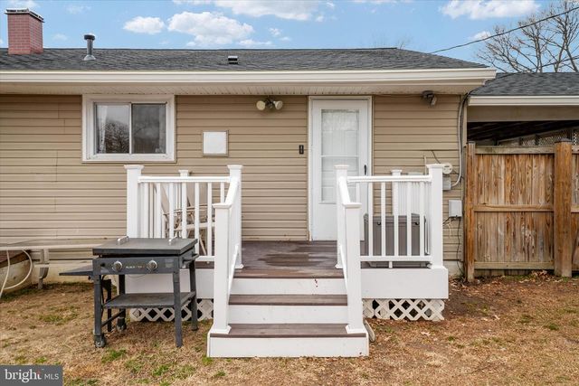 711 HOLLY AVE, Pasadena, MD 21122