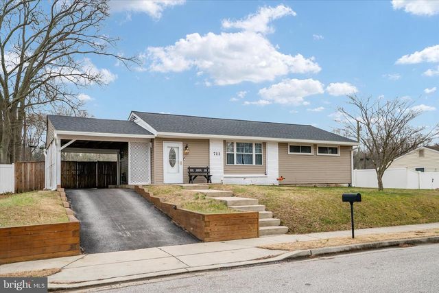 711 HOLLY AVE, Pasadena, MD 21122