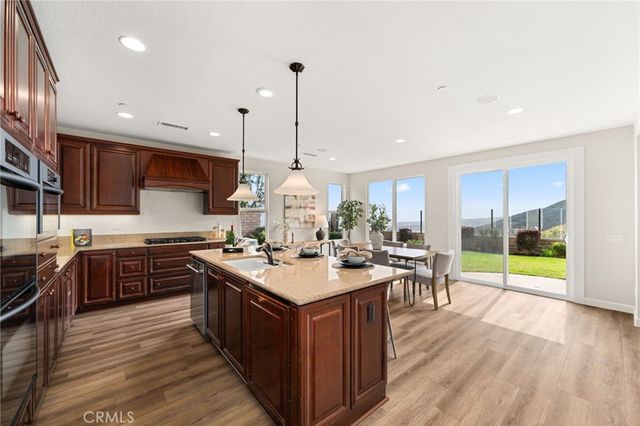 4568 Creekside Lane, Fontana, CA 92336