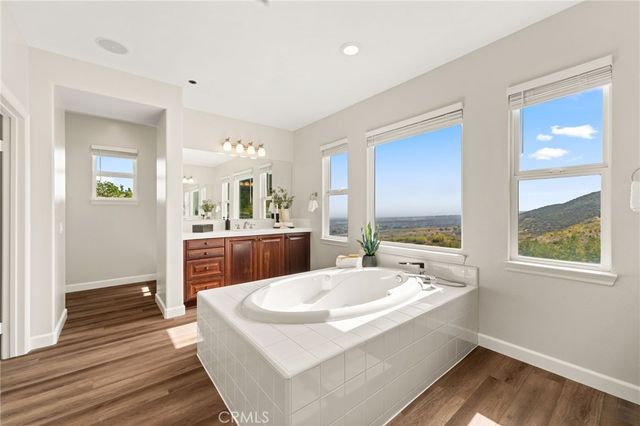 4568 Creekside Lane, Fontana, CA 92336