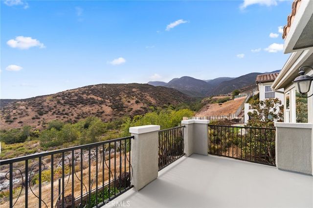 4568 Creekside Lane, Fontana, CA 92336