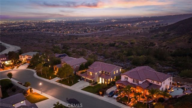 4568 Creekside Lane, Fontana, CA 92336