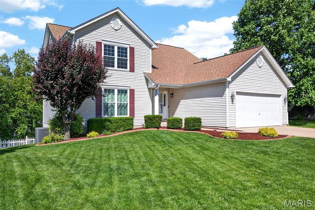306 Serenity Crossing Court, St Peters, MO 63376