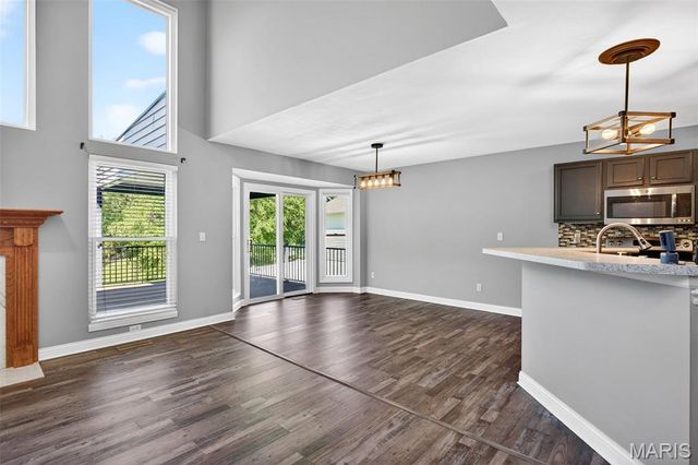 306 Serenity Crossing Court, St Peters, MO 63376