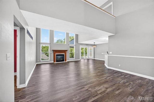 306 Serenity Crossing Court, St Peters, MO 63376