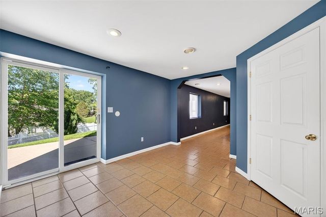 306 Serenity Crossing Court, St Peters, MO 63376
