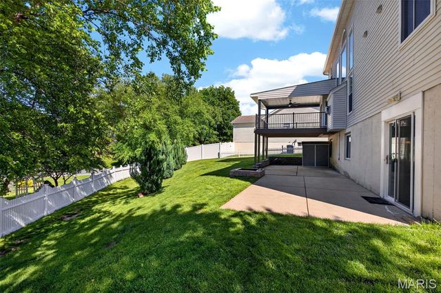 306 Serenity Crossing Court, St Peters, MO 63376
