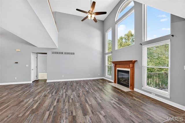 306 Serenity Crossing Court, St Peters, MO 63376