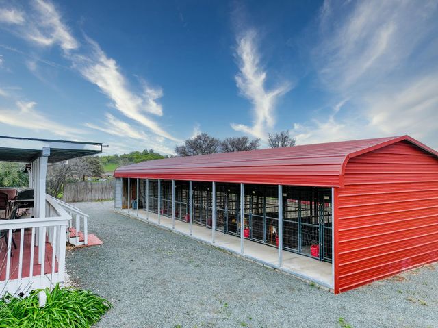 5557 Everglade Trl, Browns Valley, CA 95918