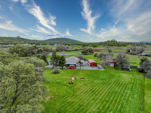 5557 Everglade Trl, Browns Valley, CA 95918