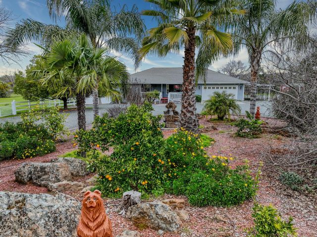 5557 Everglade Trl, Browns Valley, CA 95918