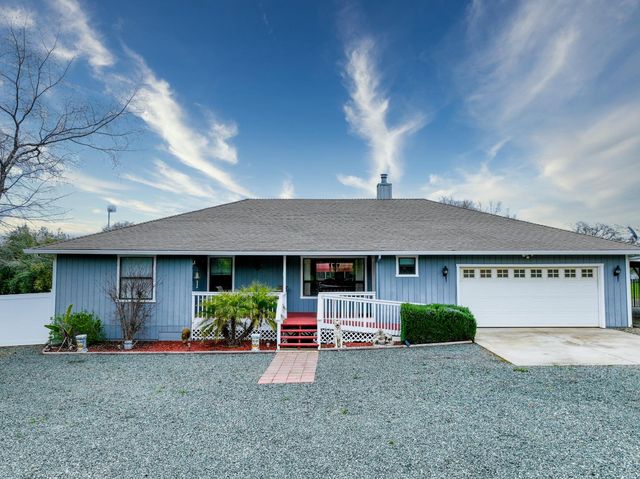 5557 Everglade Trl, Browns Valley, CA 95918