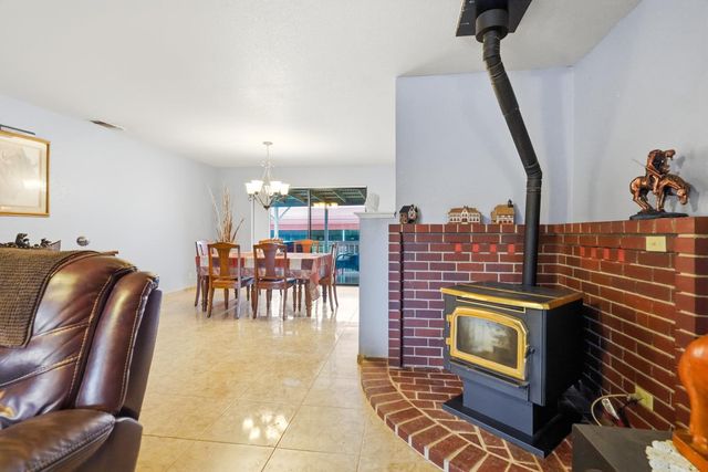 5557 Everglade Trl, Browns Valley, CA 95918