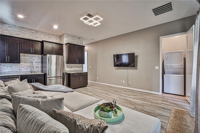 10226 Jade Gardens Drive, Las Vegas, NV 89135