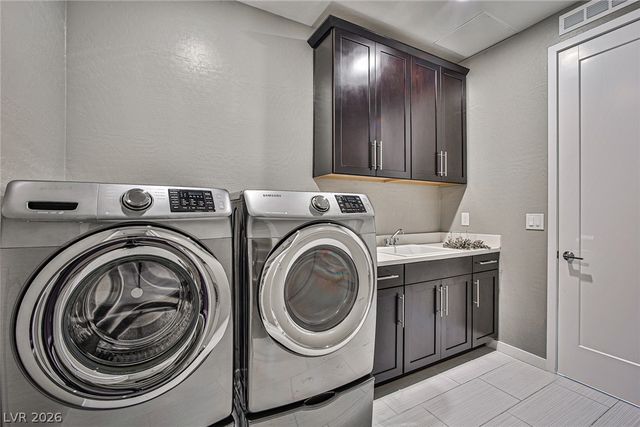 10226 Jade Gardens Drive, Las Vegas, NV 89135