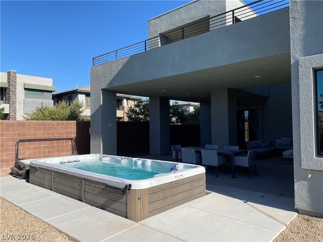 10226 Jade Gardens Drive, Las Vegas, NV 89135