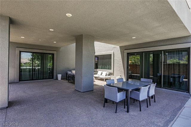 10226 Jade Gardens Drive, Las Vegas, NV 89135