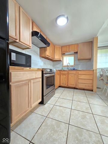 182 Cass Street, Laurel, IN 47024