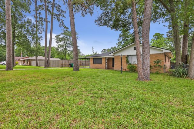 218 Swift Current Drive, Huffman, TX 77336
