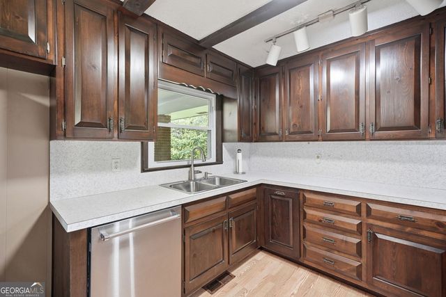 2279 Highway 92, Acworth, GA 30102