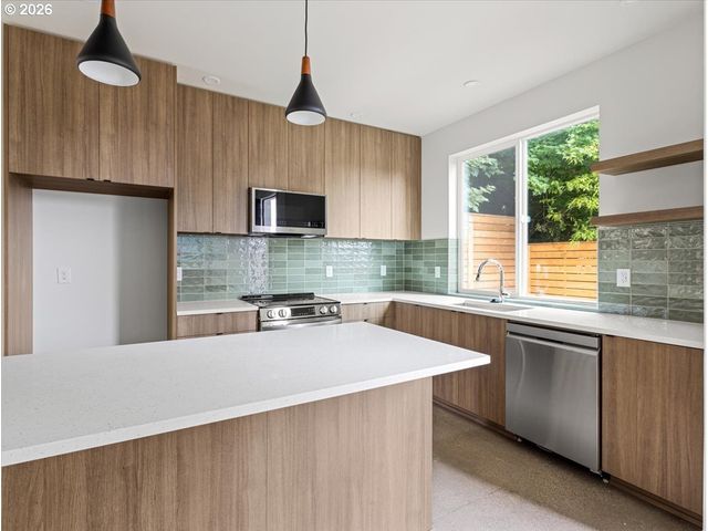 4116 Se Franklin St, Portland, OR 97202
