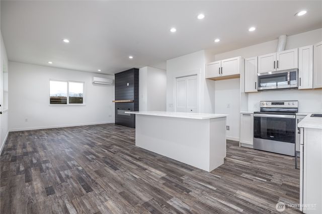 235 Morton Street, Sumas, WA 98295