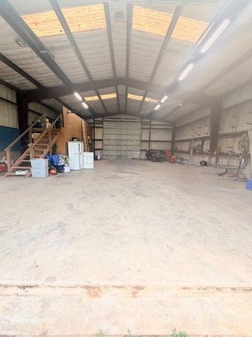 2744 County Road 415c, Brazoria, TX 77422
