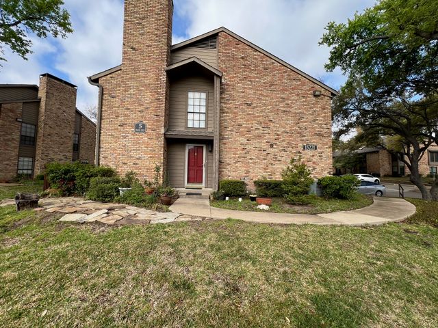 15221 Berry Trail 501, Dallas, TX 75248
