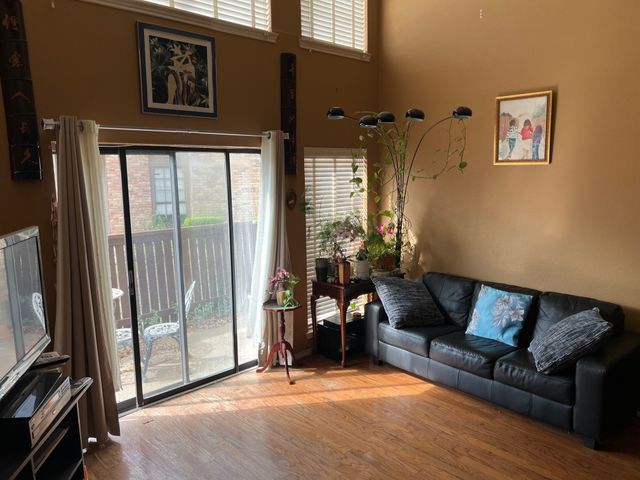 15221 Berry Trail 501, Dallas, TX 75248