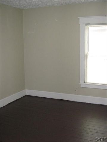1109 Wolf Street, Syracuse, NY 13208