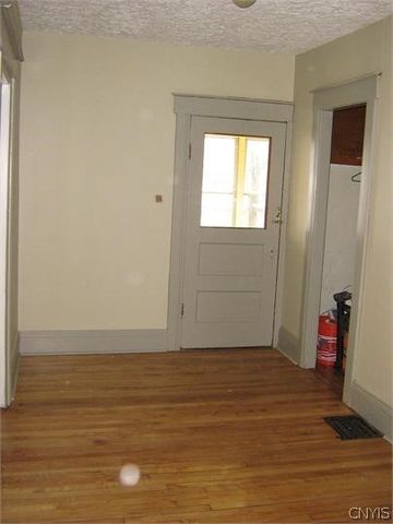 1109 Wolf Street, Syracuse, NY 13208