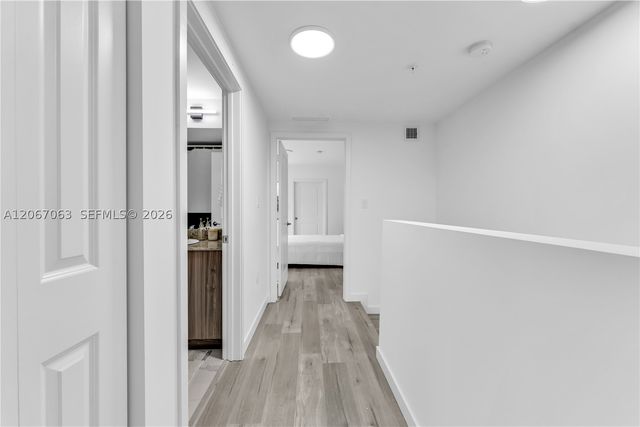 155 NW 160TH ST TH 2, North Miami Beach, FL 33169