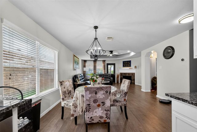 10518 Tenleyton Lane, Houston, TX 77075