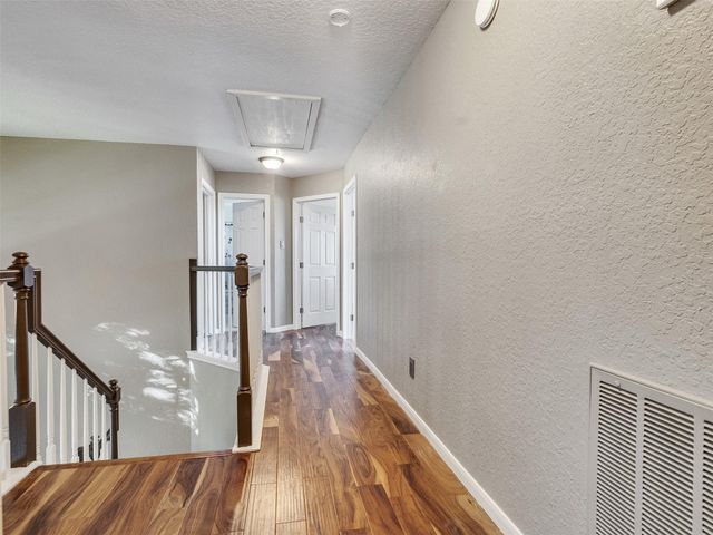 114 Bayou Bend Drive, League City, TX 77573