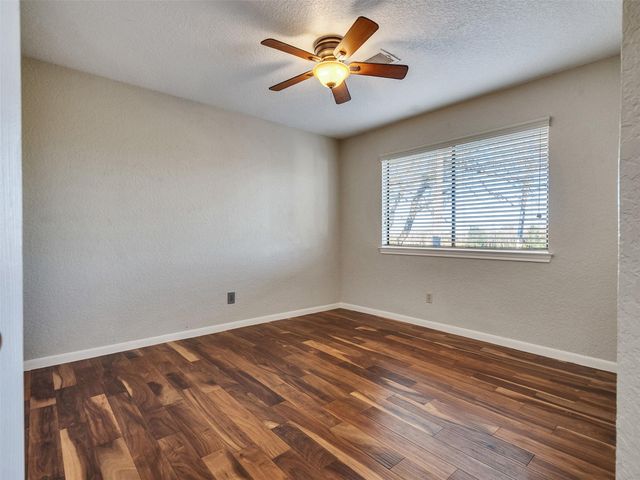 114 Bayou Bend Drive, League City, TX 77573