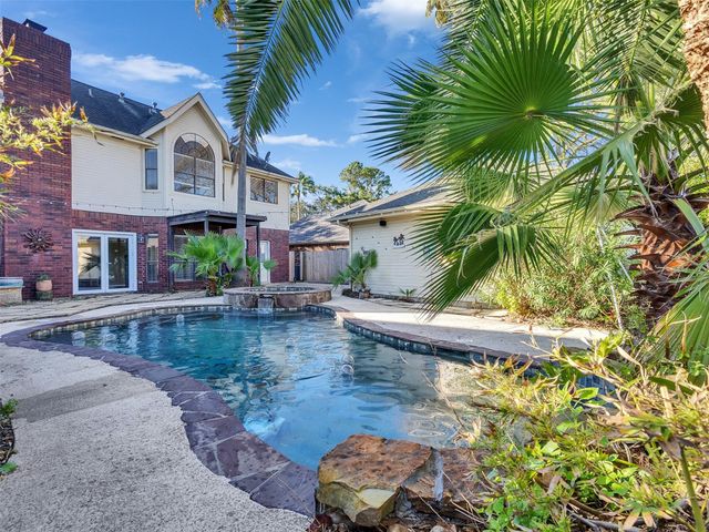 114 Bayou Bend Drive, League City, TX 77573