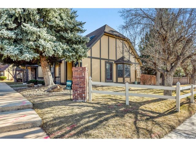 18508 E Whitaker Cir A, Aurora, CO 80015