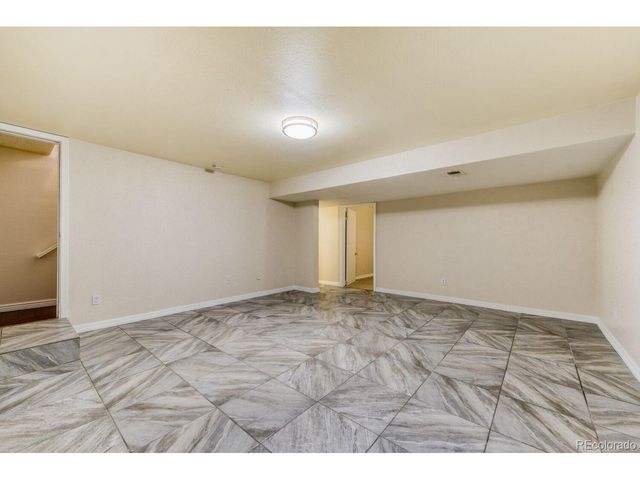 18508 E Whitaker Cir A, Aurora, CO 80015