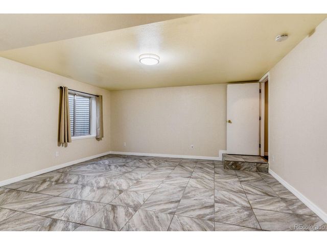 18508 E Whitaker Cir A, Aurora, CO 80015